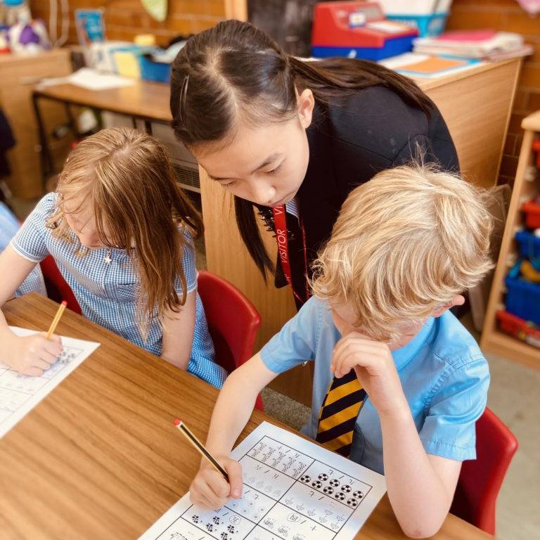 Year 7 Teach Cantonese to Local Primary School